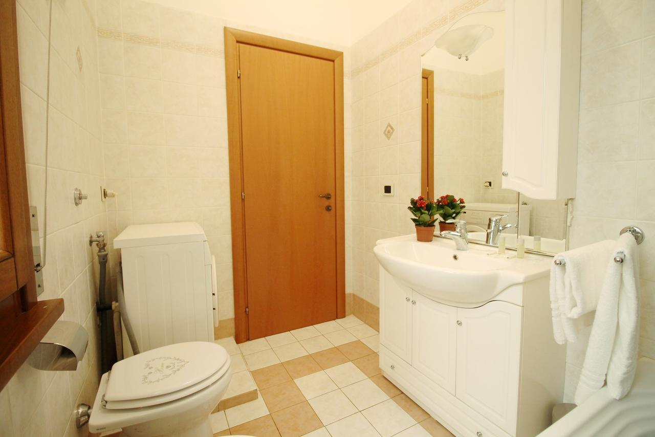 Monteverde Bright Apartment With Garage Roma Dış mekan fotoğraf